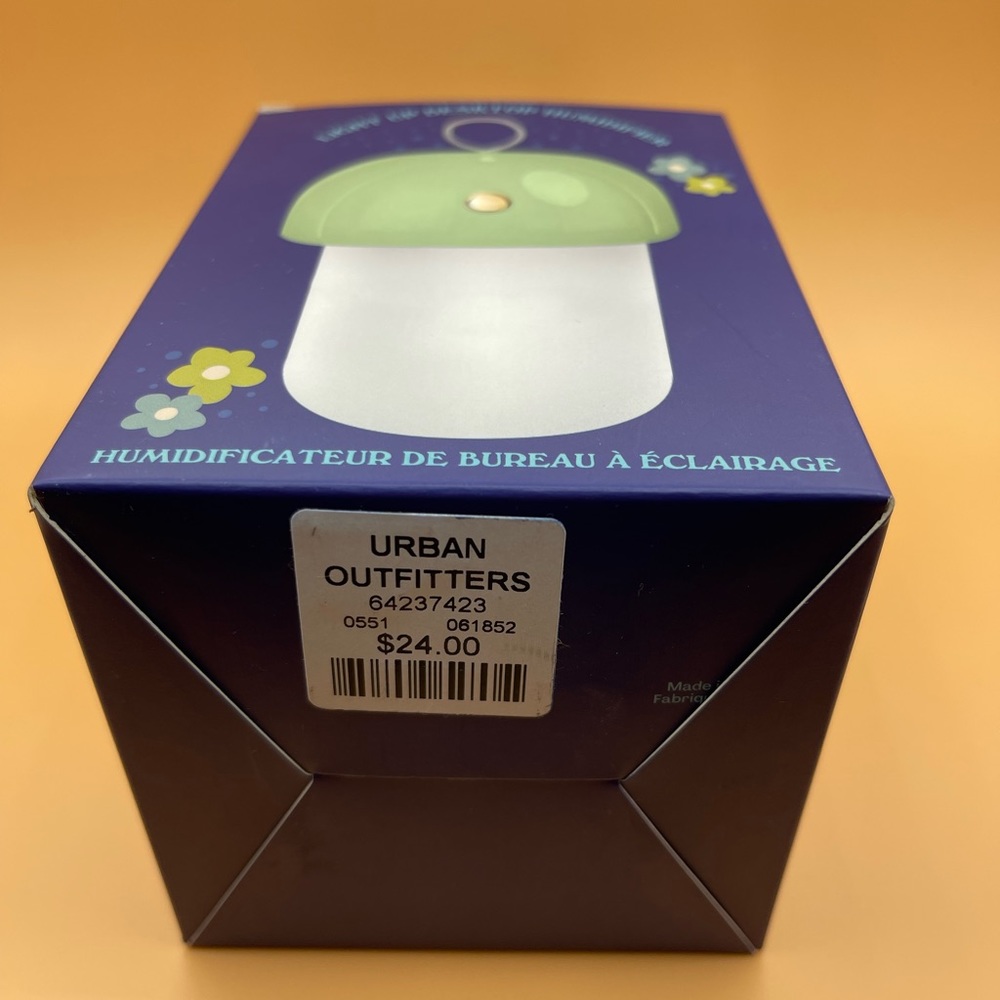 UO Mushroom Desktop Humidifier, Light Green, NIB - Picture 9 of 11